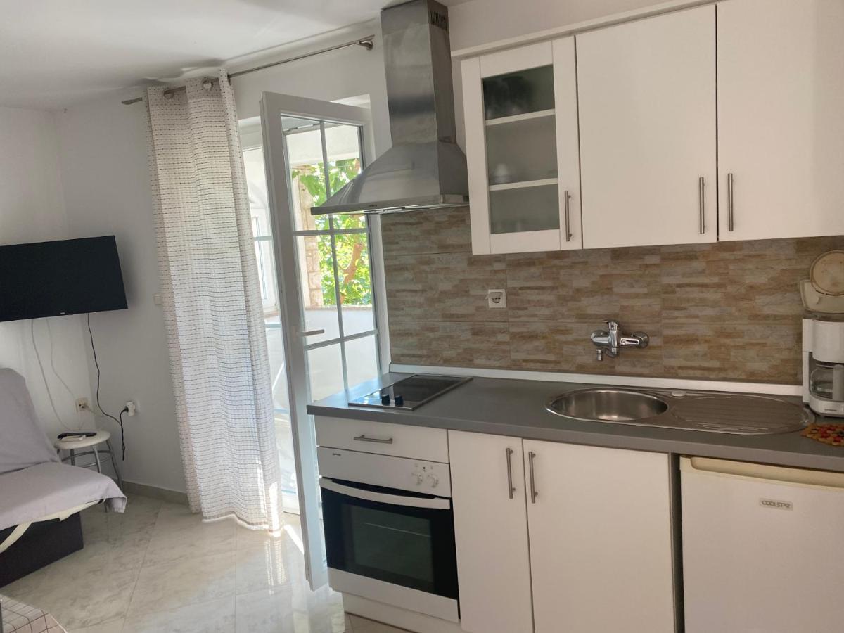 Apartments Nautica Barbat na Rabu Zewnętrze zdjęcie