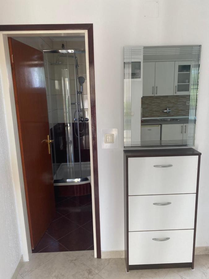 Apartments Nautica Barbat na Rabu Zewnętrze zdjęcie