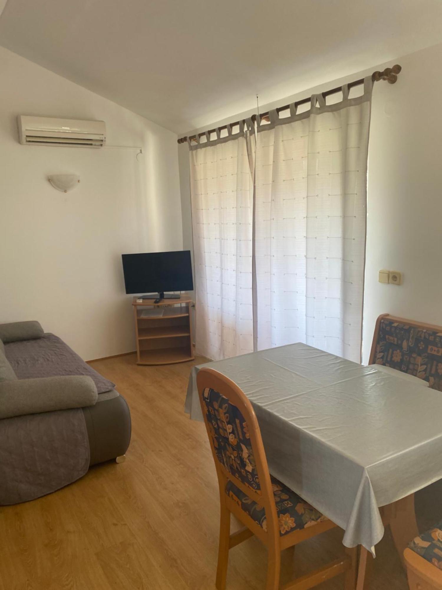 Apartments Nautica Barbat na Rabu Zewnętrze zdjęcie