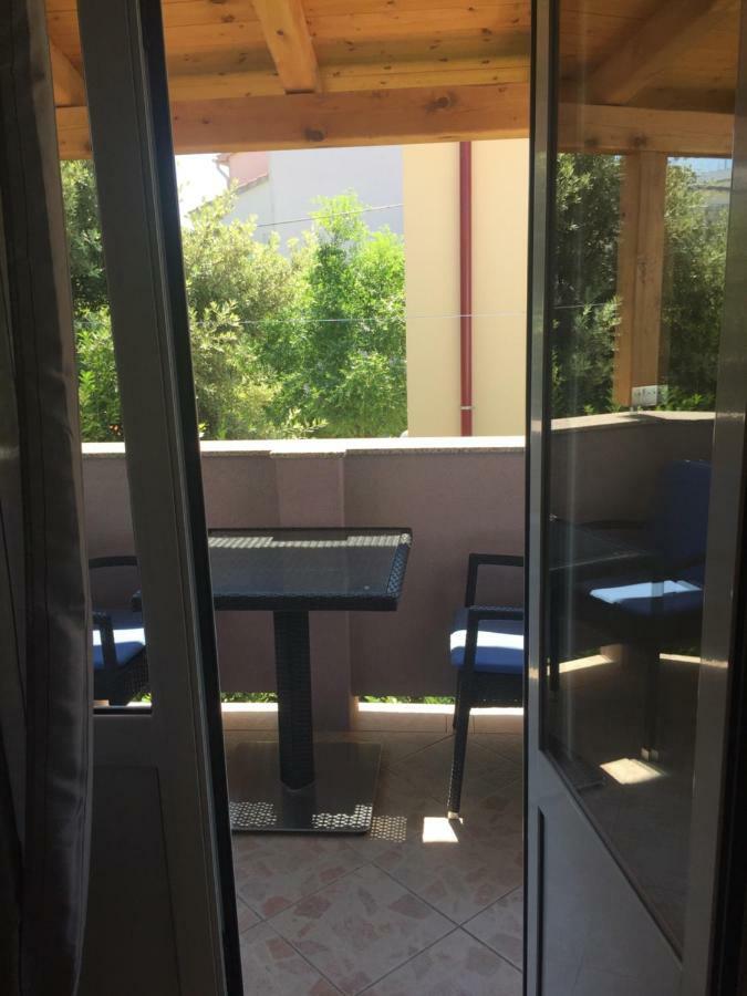 Apartments Nautica Barbat na Rabu Zewnętrze zdjęcie